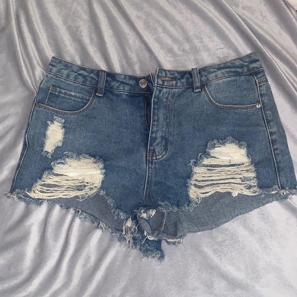 Shien Denim Shorts - Picture 1 of 3
